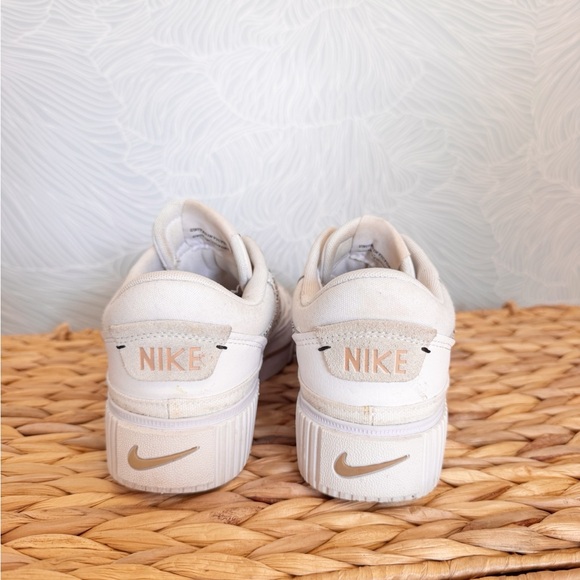 Women’s Nike Court Legacy Lift × Nike Size 8 Platform Black Summit White hemp - Picture 4 of 9